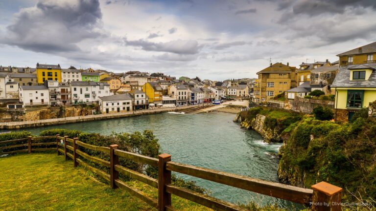 Paisaje del pueblo Tapia de Casariego en Asturias