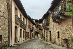 Viajar a Puebla de Sanabria Zamora en autocaravana, todo lo que debes saber para tu viaje a Zamora en autocaravana